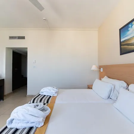The Preluna 4*