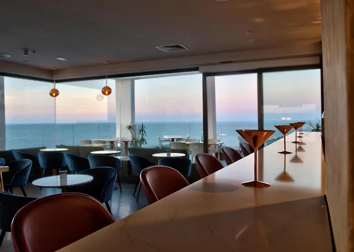 The Preluna 斯利马