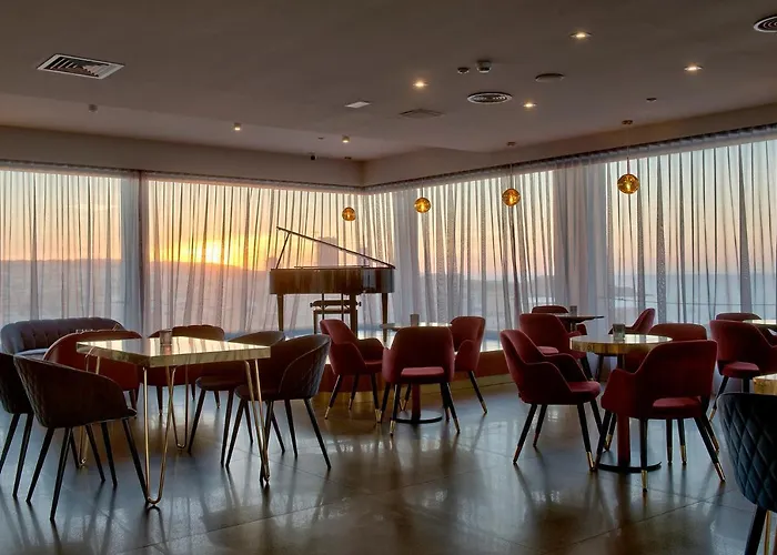 酒店 The Preluna 斯利马