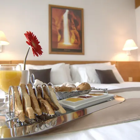 Hotel The Preluna 4*