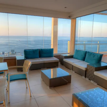 The Preluna 4*
