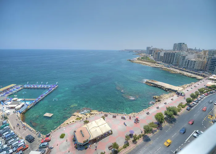 Hotel The Preluna Sliema