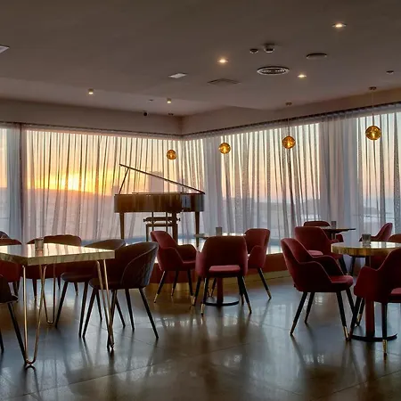 Hotel The Preluna Sliema